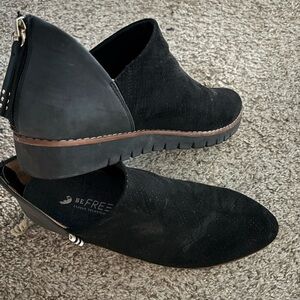 Women's Black Shoes